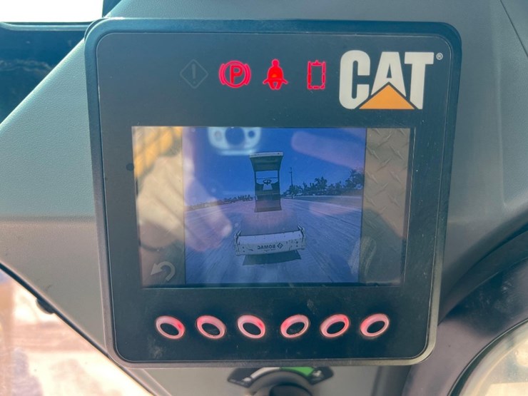 2016-caterpillar-277d-image-35