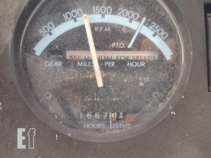 john-deere-4240-image-6