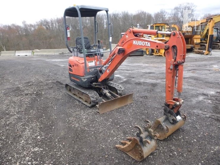 2016-kubota-u17-image-42