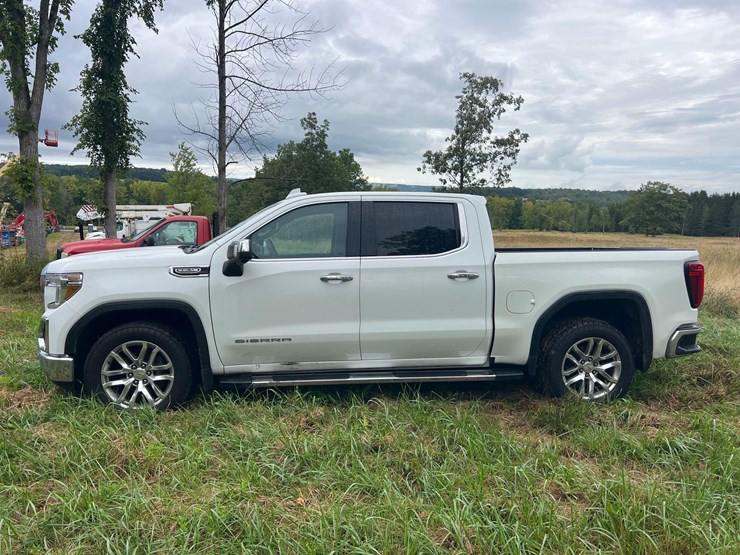 2020-gmc-sierra-1500-slt-image-1