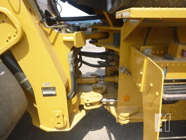 2012-caterpillar-930k-image-25
