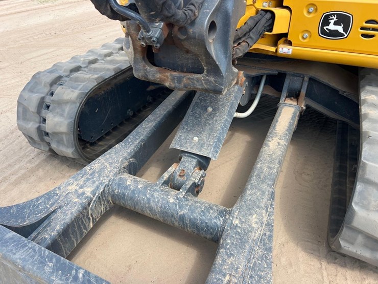 2021-deere-60g-image-16