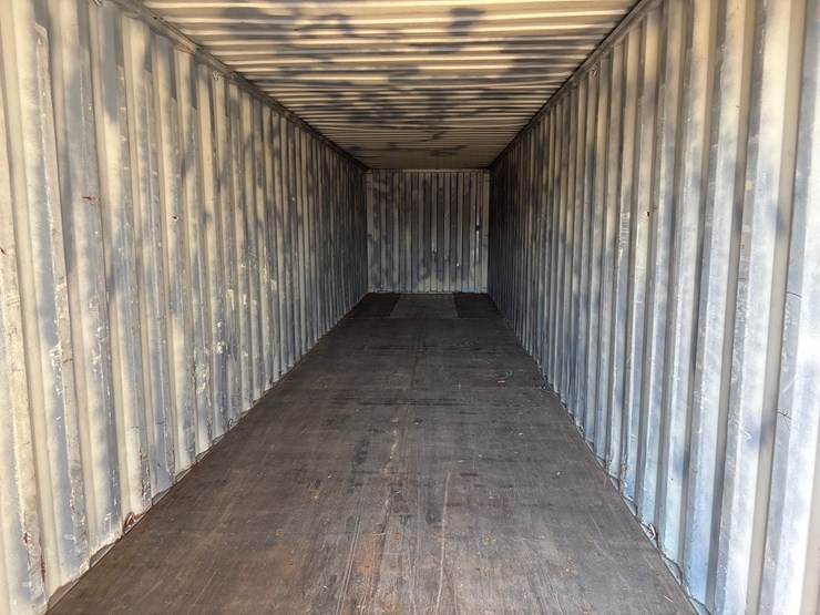 #1242-•-40ft-container-image-3