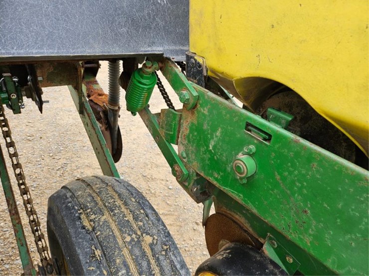 john-deere-7000-image-21