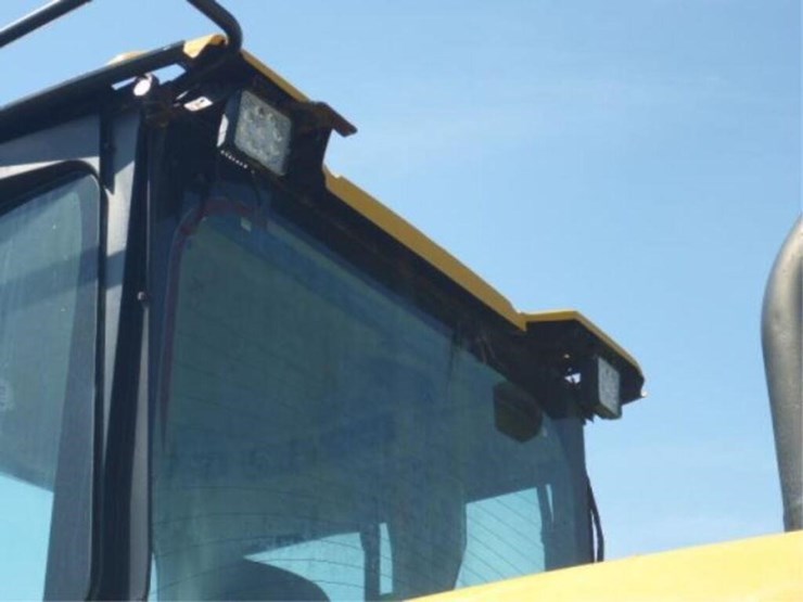 caterpillar-930k-image-71