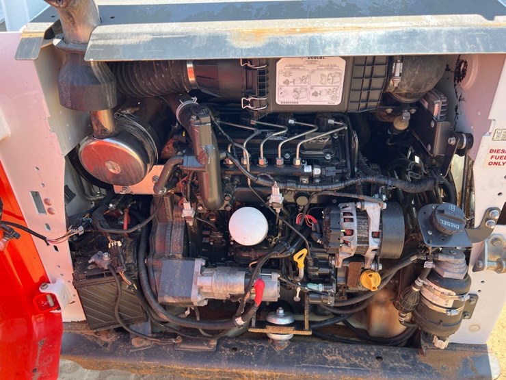 2018-bobcat-t590-image-24