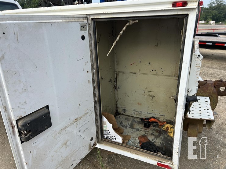 2016-ford-f550-sd-image-22
