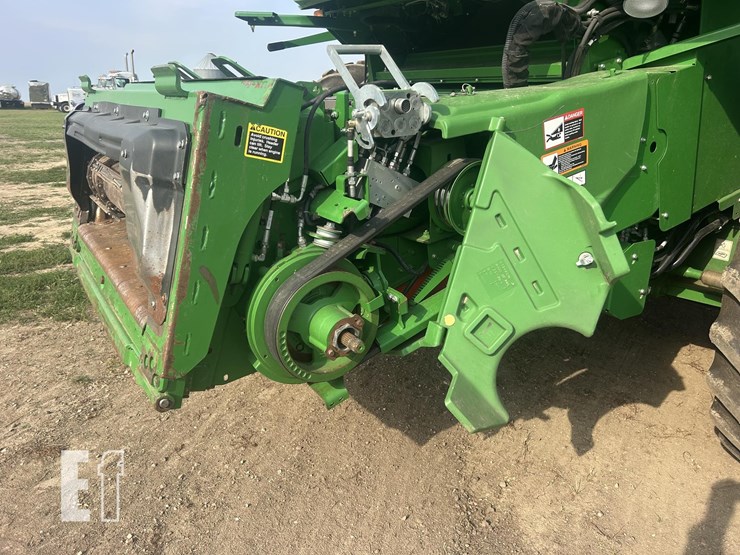 2015-john-deere-s680-image-22