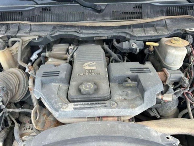 2015-dodge-ram-5500hd-image-18