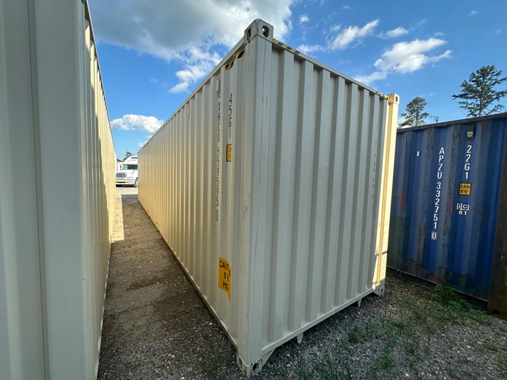 #1231-•-40-ft-container-image-4