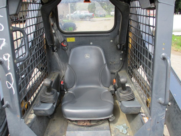 deere-318g-image-24