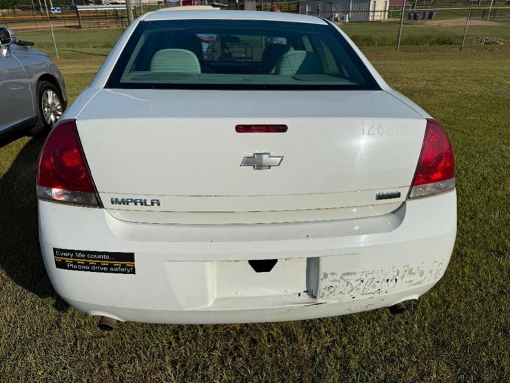 2012-chevrolet-impala-**salvage-title,-actual-image-6