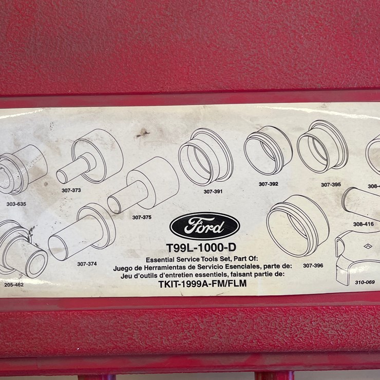 #1167 • FORD ESSENTIAL TOOL SET