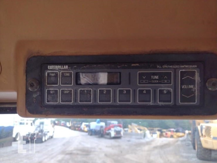 caterpillar-312-image-11