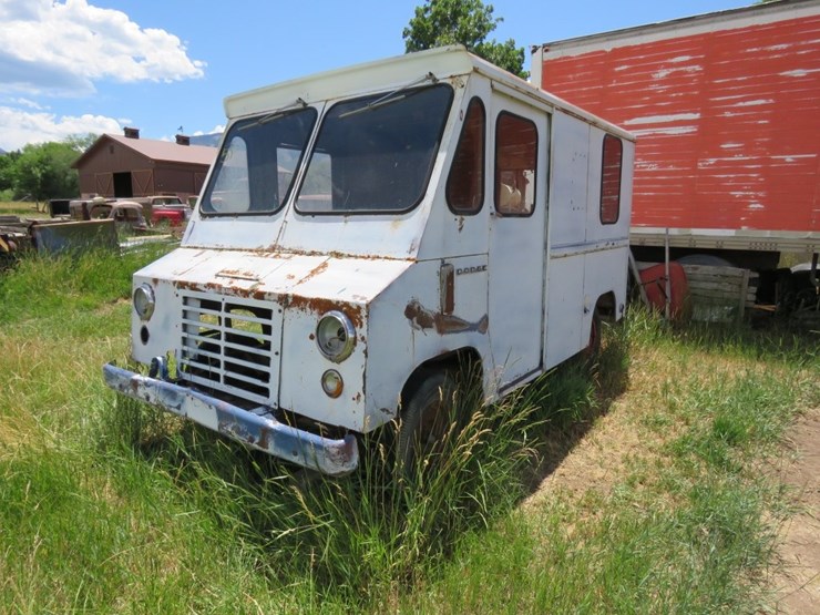 1969-dodge-postal-van-image-10