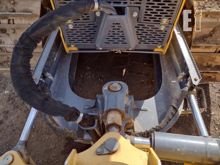 deere-650k-xlt-image-17