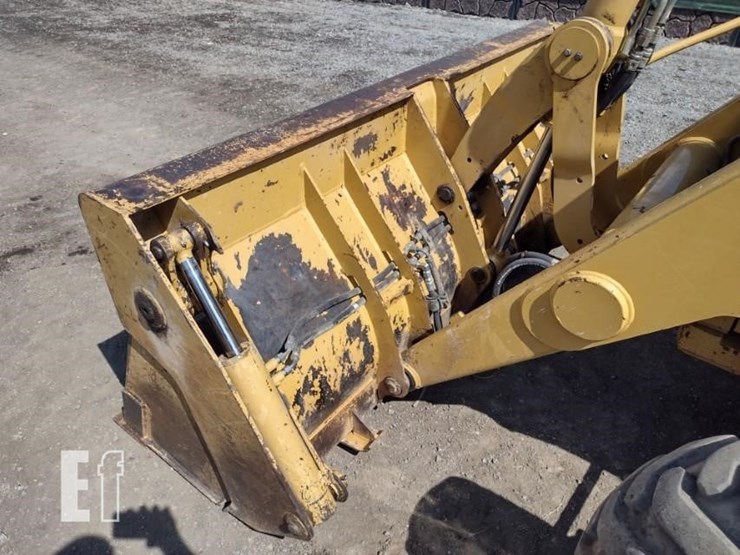 2004-caterpillar-420d-image-21