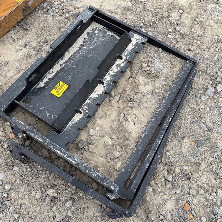 #230 • #26356 • Unused GIYI Mini Skid Steer Forks