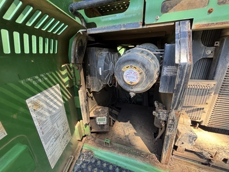 2013-deere-2954d-image-26