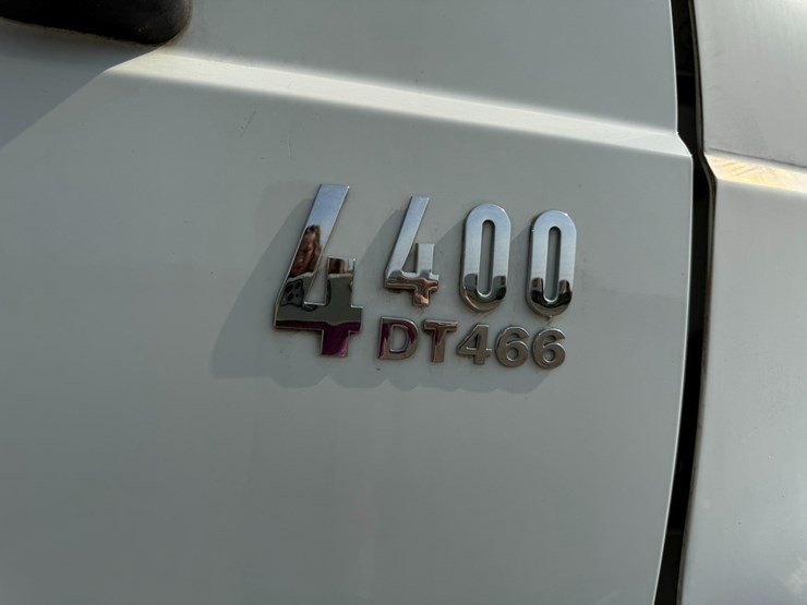 2006-international-durastar-4400-image-60