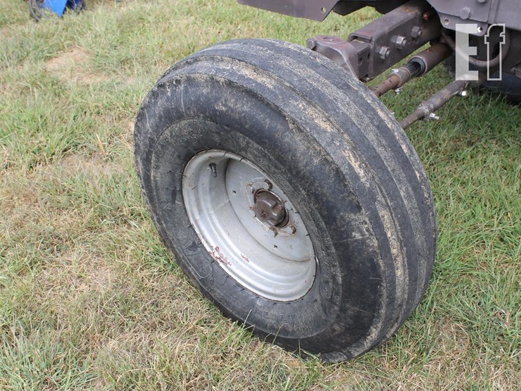 massey-ferguson-698-image-4