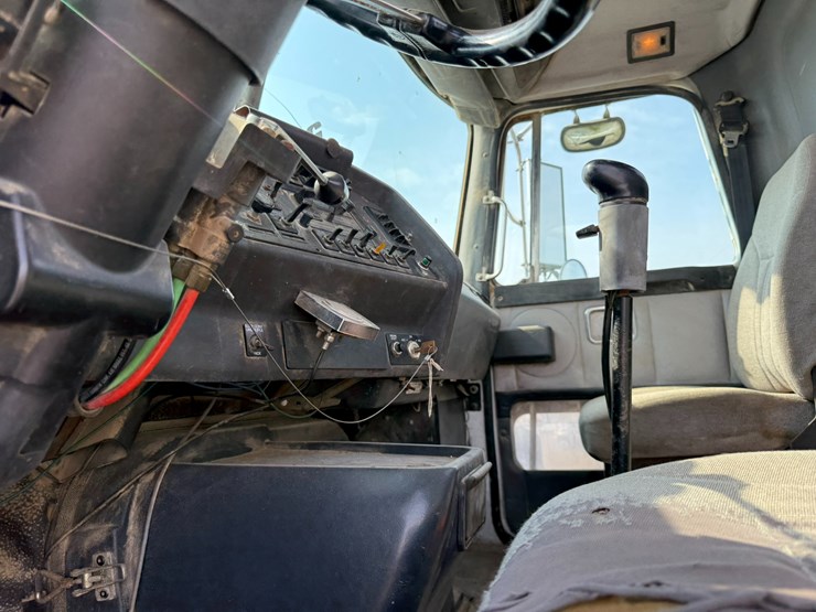 1997-cummins-m11-image-86