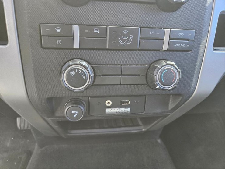 2012-ford-f150-xlt-image-37