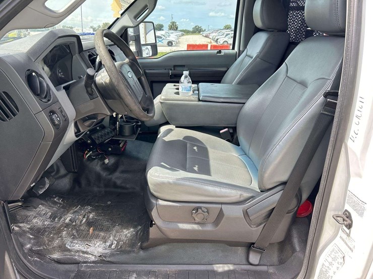 2015-ford-f350-image-14