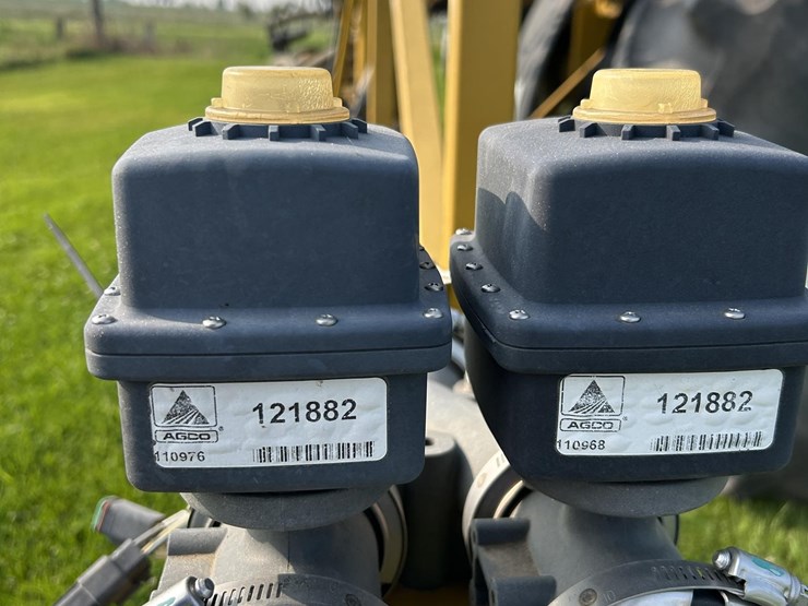 2005-ag-chem-rogator-1074-image-21