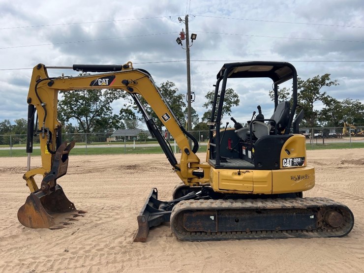 2016-caterpillar-305e2-cr-image-1