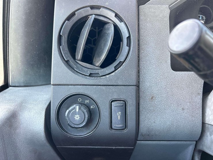 2012-ford-f250-image-15