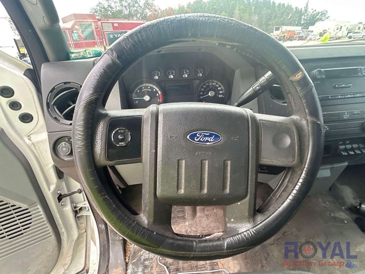 2012-ford-f350-image-13
