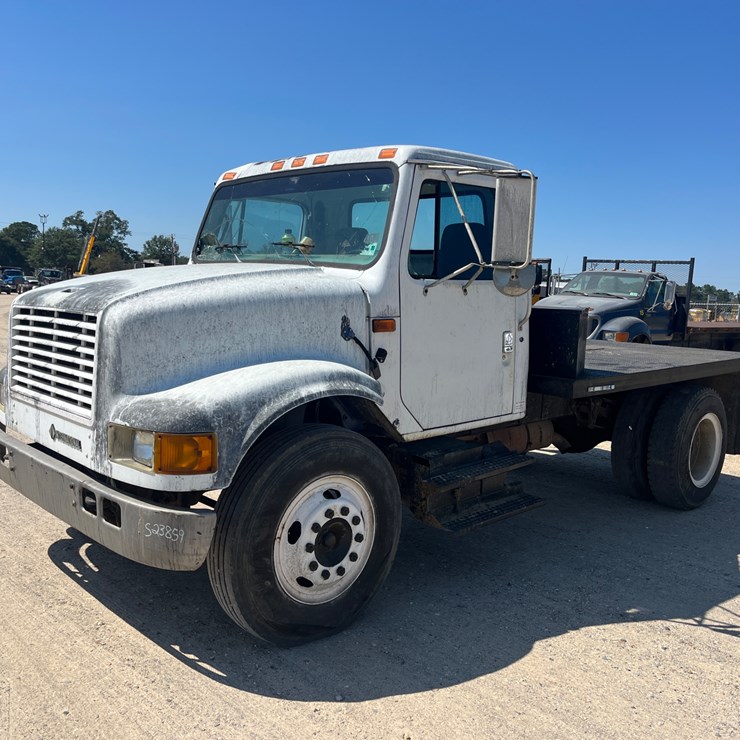 1992 INTERNATIONAL 4700