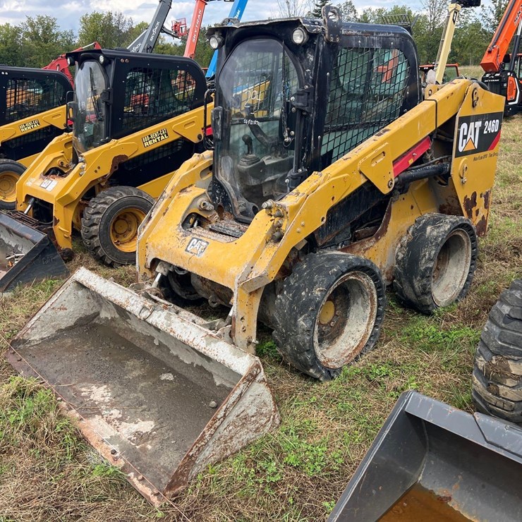 CATERPILLAR 246D