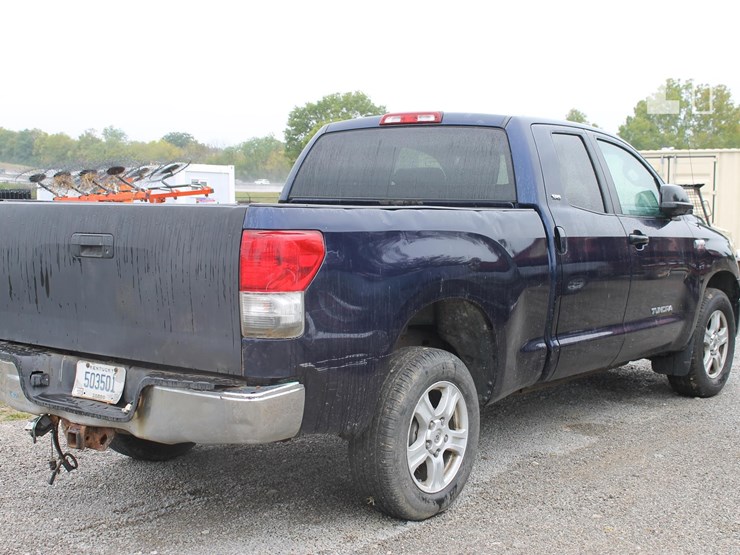 2010-toyota-tundra-image-5