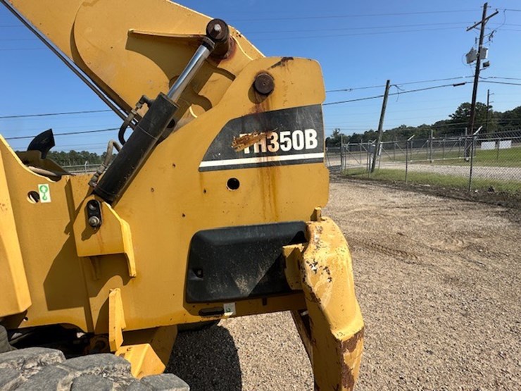 2005-caterpillar-th360b-image-12