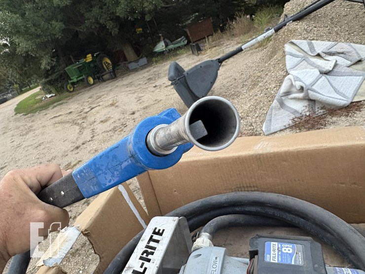 fill-rite-def-barrel-pump-image-5