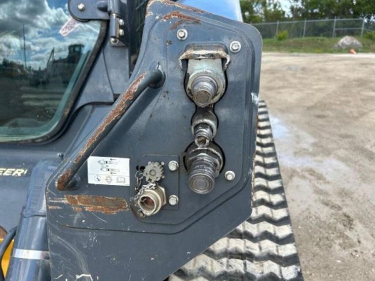 deere-333g-image-26