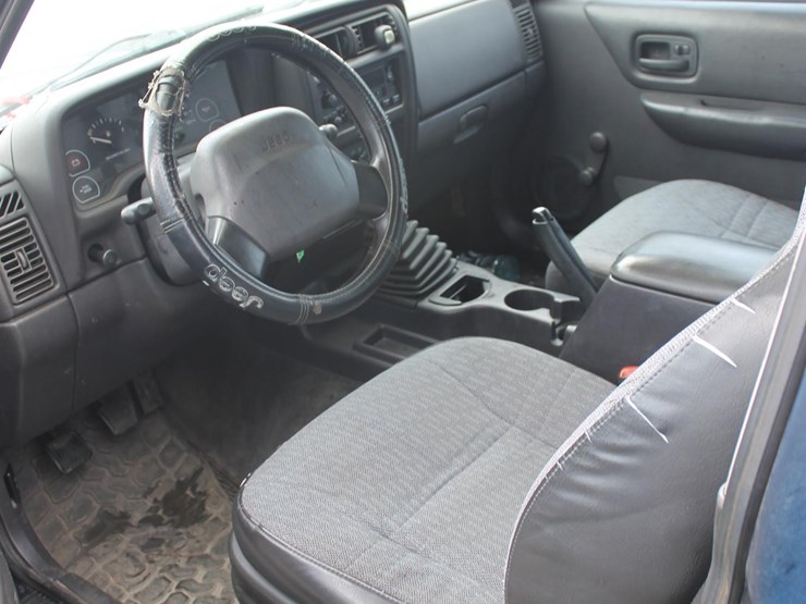 1999-jeep-cherokee-image-12