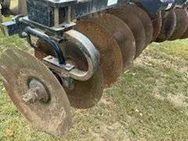 2011-case-ih-870-ecolo-tiger-disk-ripper-7-shank,-spring-loaded-shanks,-hyd.-front-discs,-image-13