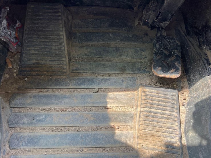 caterpillar-299d3-image-34