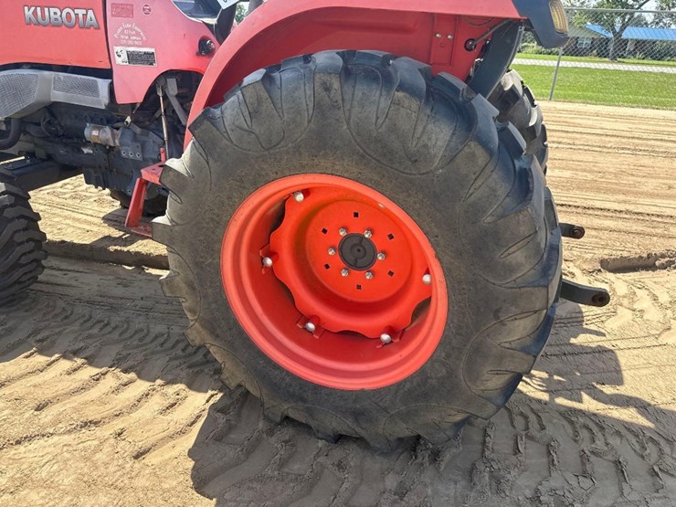 kubota-l4600-image-9