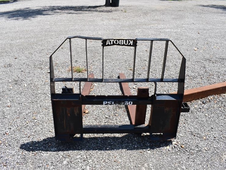 skid-steer-pallet-forks-image-2