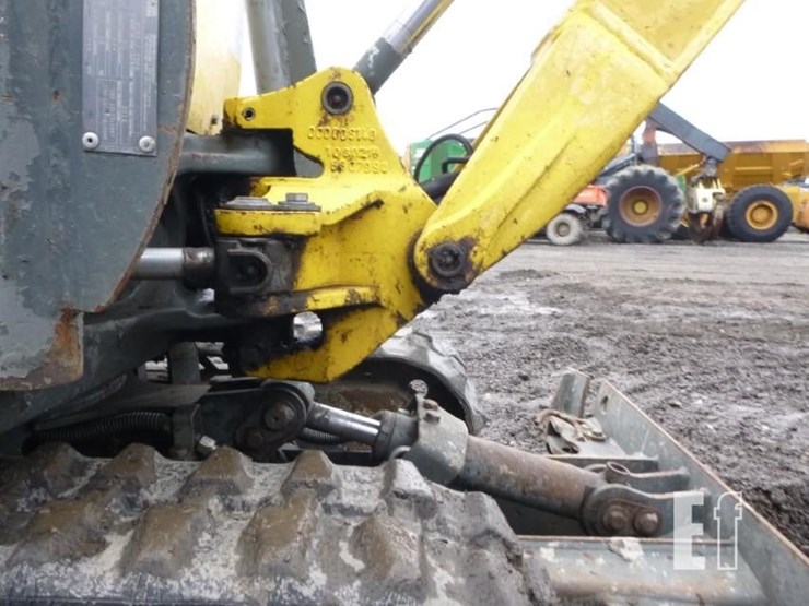 2016-wacker-neuson-803-image-24