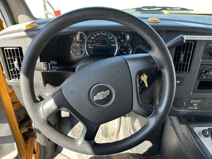 2008-chevrolet-express-school-bus-image-15