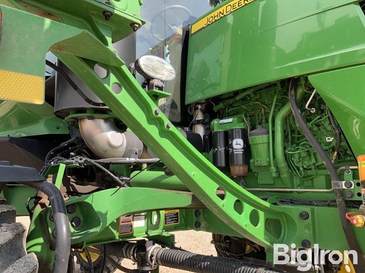 2020-john-deere-r4044-image-15