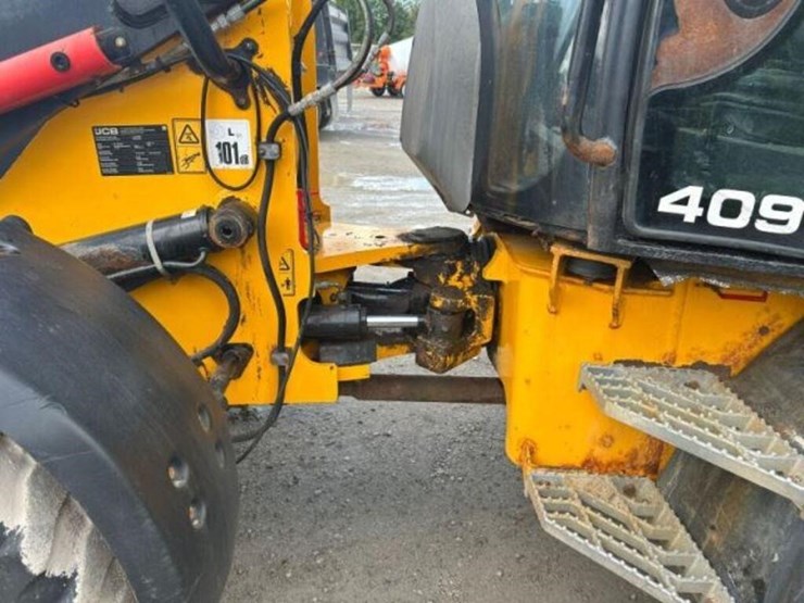 2019-jcb-409-image-37