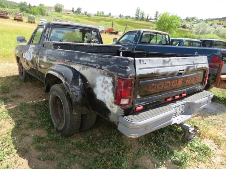 1993-dodge-ram-350-image-6