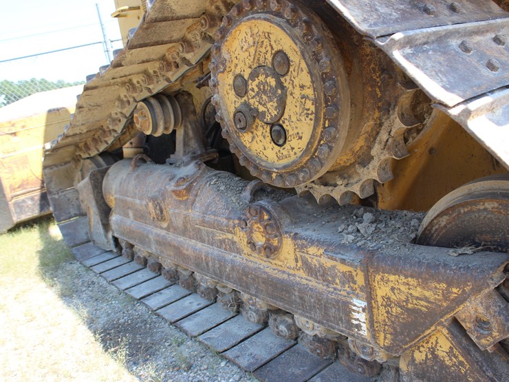 caterpillar-d5m-xl-image-14