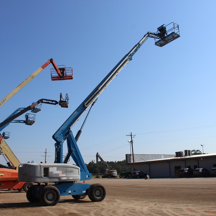2012 GENIE S85